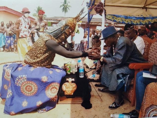 https://www.ejaghamtradition.org/wp-content/uploads/2022/07/Figure-5-Nchibe-dance-paying-respect-to-HRH-Ntufam-Stpehen-Edet-Mbey.jpg